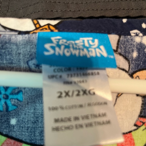 Other - Frosty scrub top